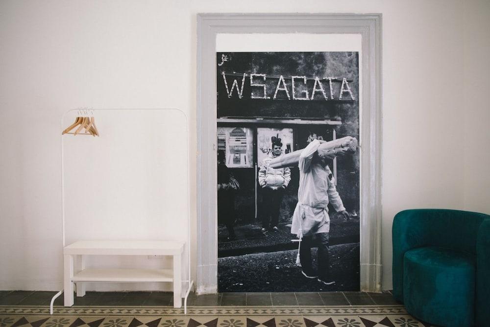 Agatha Cosy Hotel Catania Bagian luar foto