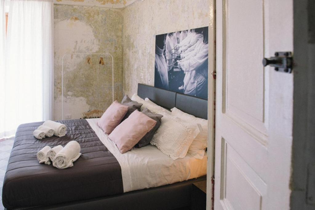 Agatha Cosy Hotel Catania Bagian luar foto