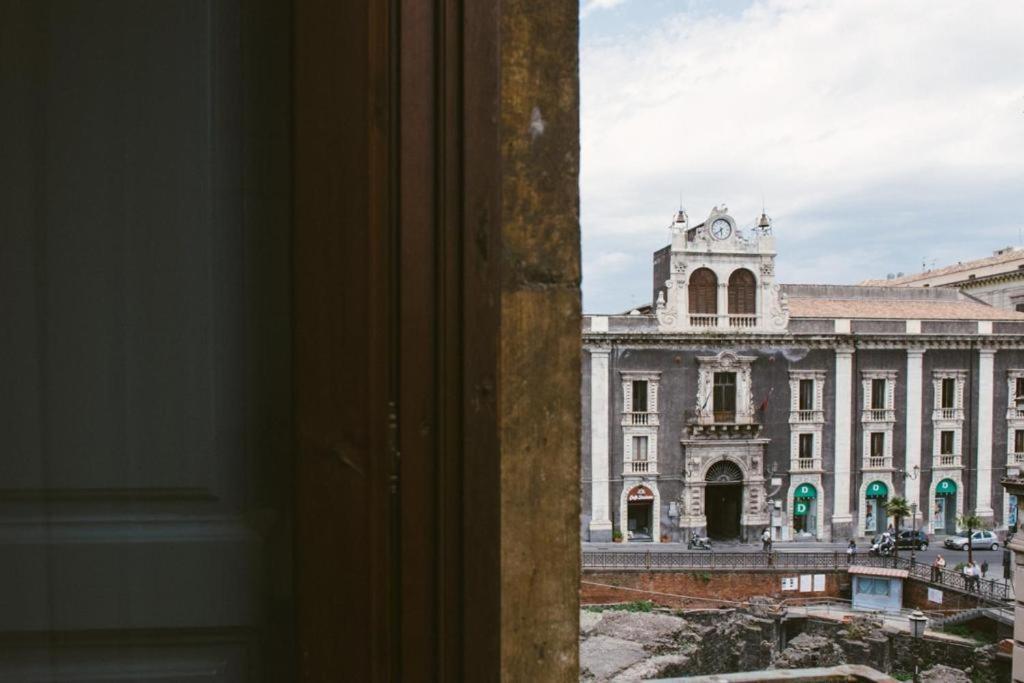 Agatha Cosy Hotel Catania Bagian luar foto