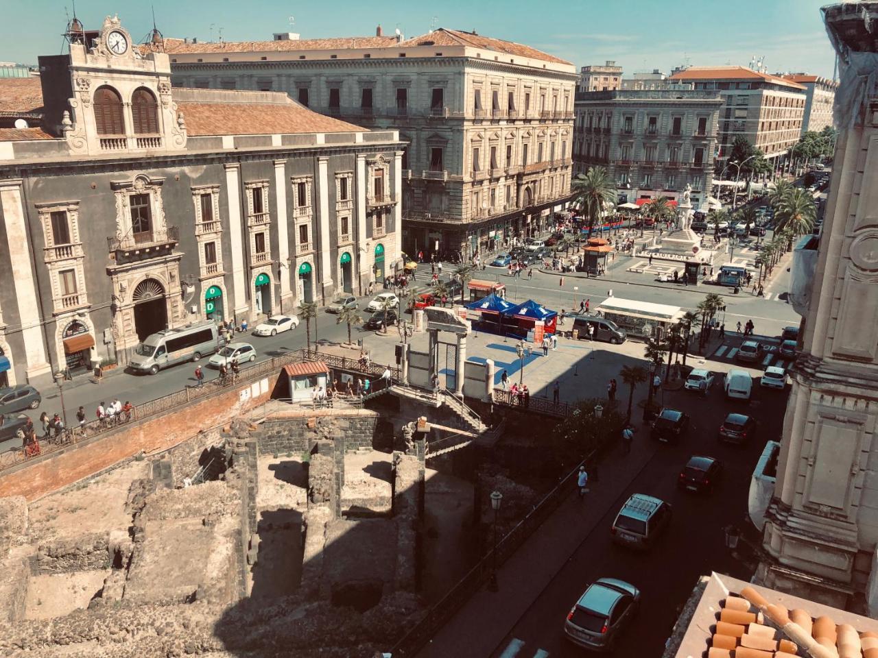 Agatha Cosy Hotel Catania Bagian luar foto