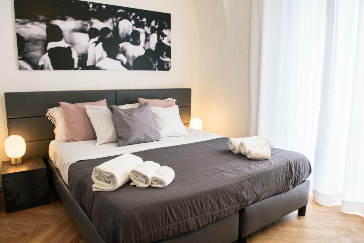Agatha Cosy Hotel Catania Bagian luar foto